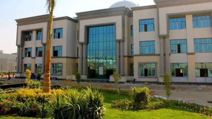 مصاريف جامعة بنها الأهلية للعام الدراسي الجديد 2024-2025 وما هي الكليات الموجودة داخل الجامعة .() يبحث العديد من الطلاب عن مصاريف جامعة بنها الأهلية