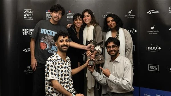 البحر الأحمر السينمائي يعلن عن الفائزين في النسخة الرابعة لتحدي صناعة الأفلام خلال24ساعةكشفت مؤسسة البحر الأحمر السينمائي بالتعاون مع القنصلية العامة لجمهورية فرنسا بجدة عن الفائزي