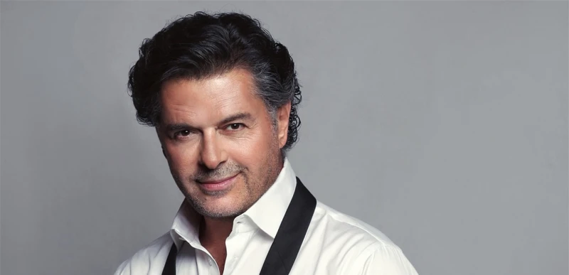 فنون ومشاهير: برفقة دانييلا رحمة.. شاهدوا أول صورة لراغب علامة بعد انتشار شائعات عن وفاته بحادث سير بعدما نفى يوم أمس الشائعات والأخبار التي تحدثت عن