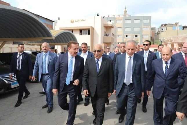 وزير العدل يفتتح محكمة قويسنا بعد تطويرها ورفع كفاءتها (صور) أنور محمودافتتح اليوم الأربعاء المستشار عدنان فنجري وزير العدل مبني محكمة قويسنا بعد