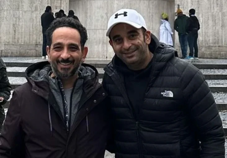 طارق وأحمد الجنايني يتلقيان عزاء والدهما الراحل اليوم بعد المغرب في مسجد الشرطة بزايد يتلقى المنتجين طارق وأحمد الجنايني اليوم بعد صلاة المغرب بمسجد