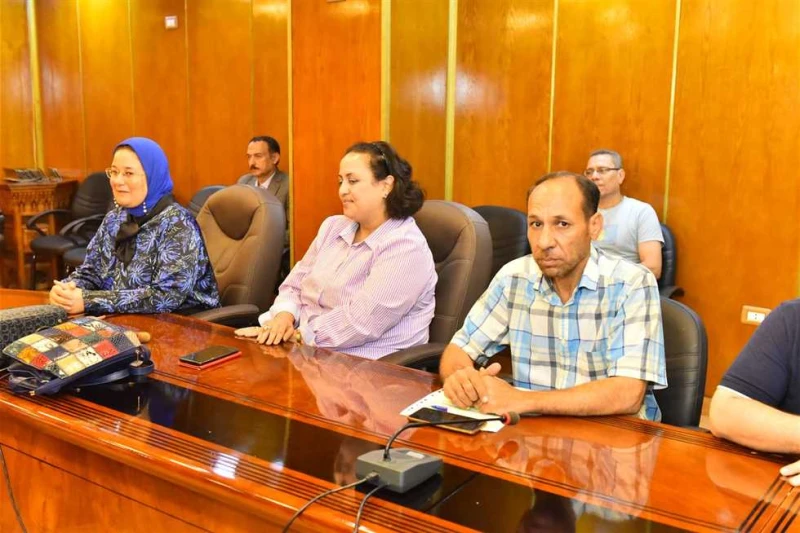 محافظ أسيوط يشهد ختام أعمال لجنة التقييم للمبادرة الوطنية للمشروعات الخضراء الذكية شهد اللواء دكتور هشام أبوالنصر محافظ أسيوط ختام أعمال لجنة تقييم