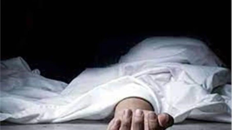 شاب يتخلص من حياته بالقفز من أعلى كوبري زفتى في الغربية تخلص شاب من حياته بإلقاء نفسه في مياه نهر النيل بمدينة زفتى محافظة الغربية من أعلى كوبرى زفتى الحديد.تفاصيل الواقعة تلقت الأ