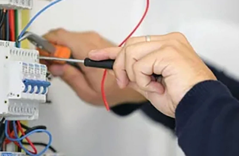 تحذير أخير من شركة الكهرباء لسارقى التيار حتى لو بتفكر تسرق مش هتعرفتحذير أخير من شركة الكهرباء لسارقى التيار حتى لو بتفكر تسرق مش هتعرف.. أصبح