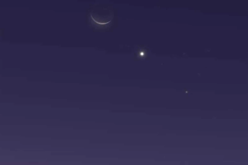 ظاهرة فلكية نادرة تحدث خلال ساعات.. ترقبوا السماء تشهد سماء الوطن العربي من منتصف الليل اليوم الإثنين 23 سبتمبر 2024 ولبقية اليل اقتران القمر الأحدب