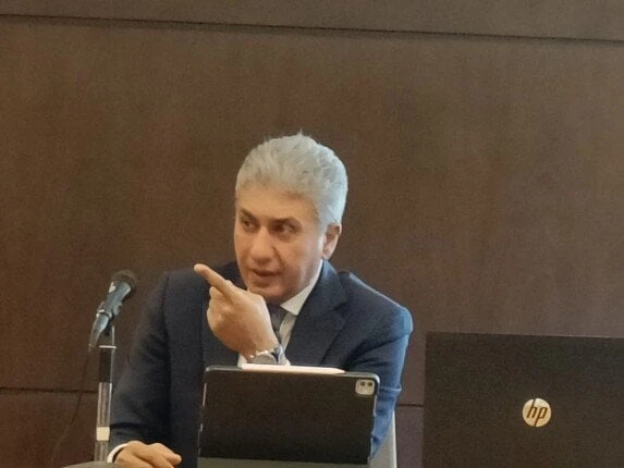 وزير السياحة: دراسة أسعار التذاكر ومناسبتها للمصريين حرصا على تنمية الوعي نفيسة عبد الفتاحوعد وزير السياحة والآثار بإعادة النظر في أسعار تذاكر المتاحف والمعابد للمصريين، وذلك ردا ع