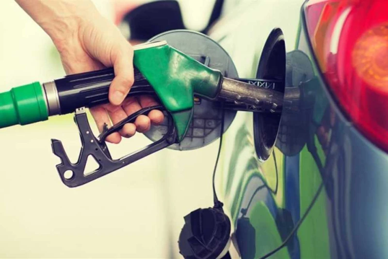 قبل اجتماع البنك المركزي.. سعر البنزين والسولار في مصر اليوم الخميس 5 سبتمبر 2024 أسعار البنزين والسولار.. تصدرت هذه الكلمات محرك البحث جوجل، اليوم