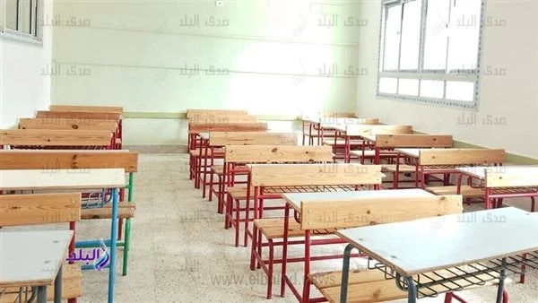 صيانة ونظافة.. 24 صورة ترصد استعدادات مدارس القاهرة الجديدةحصل موقع افاق عربية على صور ترصد تجهيز مدارس إدارة القاهرة الجديدة التعليمية بمحافظة