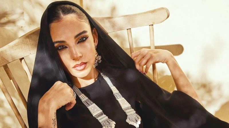 بعد 3 أشهر من الزواج.. سلمى أبو ضيف حامل في مولودتها الأولى (فيديو)أعلنت الفنانة سلمى أبو ضيف، عن حملها في مولودتها الأولى، وذلك بعد 3 أشهر من إعلان