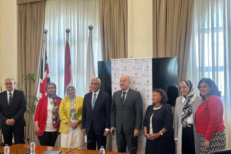 الجامعة البريطانية توقع بروتوكول تعاون مع المجلس الوطني المصري للتنافسية وقعت الجامعة البريطانية في مصر، برئاسة الدكتور محمد لطفي، رئيس الجامعة،