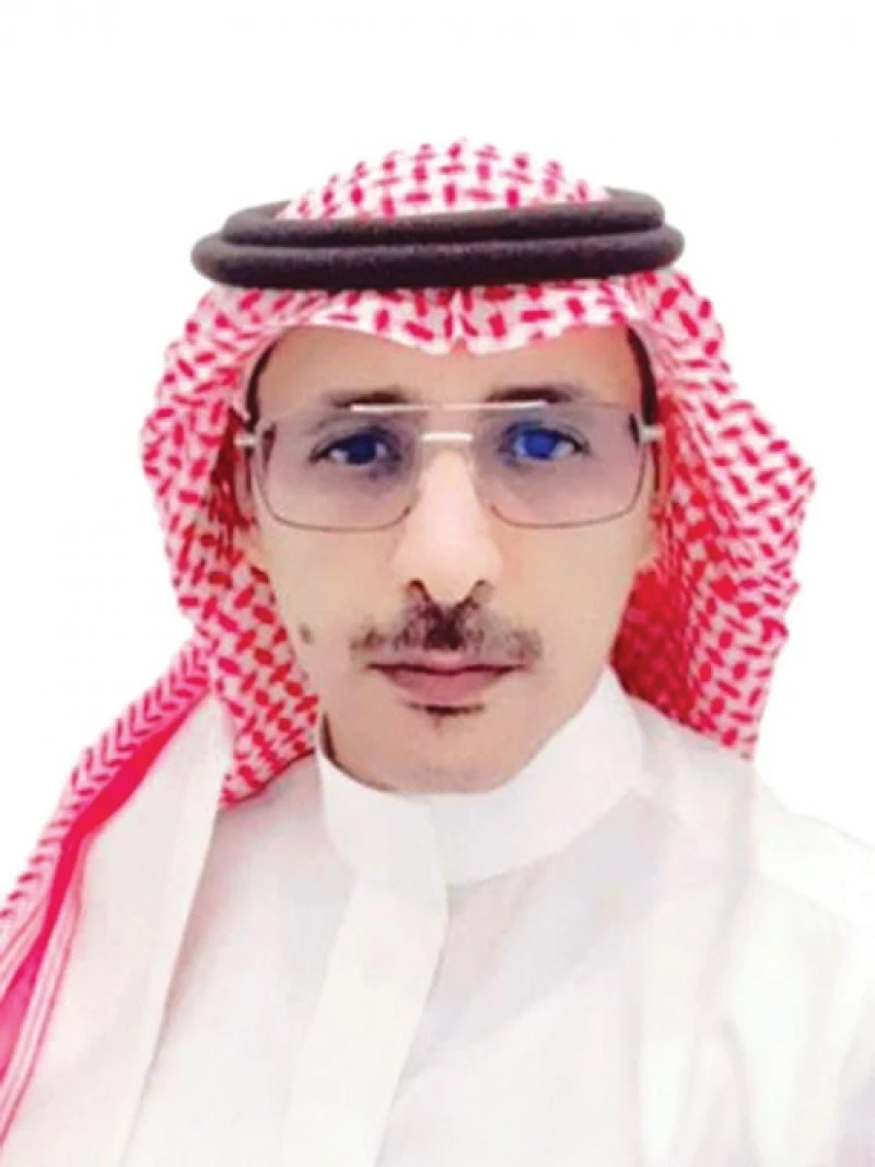 لا أذكر أن هناك من سخر جهده للمسرح العربي وتقصى جذوره في التراث القديم مثل الدكتور علي الراعي، ولا ريب أن لتلك الجهود أهميتها وقيمتها العلمية والمعرفية التي ما تزال معينا ينهل منه 