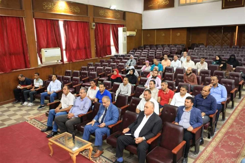 محافظ كفرالشيخ: تبسيط إجراءات التصالح على مخالفات البناء عقد اللواء محمد شوقي، السكرتير العام للمحافظة، اليوم الخميس، اجتماعا لمتابعة مستجدات ملفات