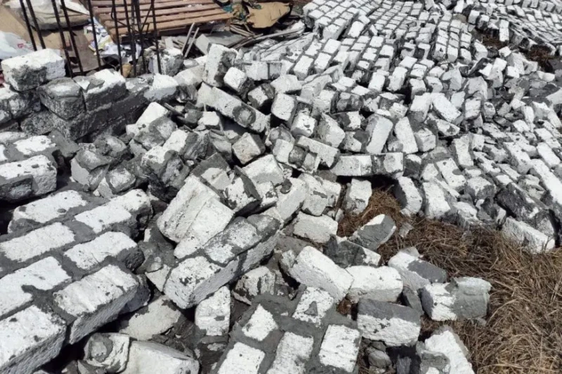 كفرالشيخ: إزالة حالتين تعدي على الأراضي الزراعيةتابع اللواء دكتور علاء عبدالمعطي، محافظ كفرالشيخ، جهود الوحدة المحلية لمركز ومدينة الحامول، فى تنفيذ قرارين إزالة لبناء مخالف على ال