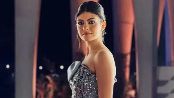 تارا عبود تنضم لطاقم فيلم بنات الباشا في أولى تجاربها السينمائية انضمت الفنانة الأردنية تارا عبود إلى فريق التمثيل في فيلم بنات الباشا في أولى