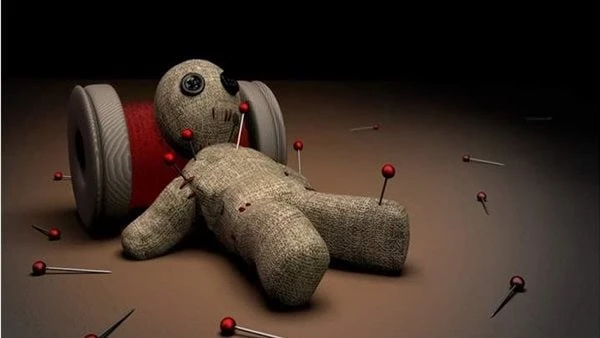 كيف أحمي نفسي من السحر والحسد ؟.. ب8 أمور يبحث الكثيرون بعد انتشار الأنباء عن إصابة اللاعب مؤمن زكريا بالسحر أدى إلى ما فيه الآن؛ وفي السطور التالية نرصد كيف نحمي أنفسنا من السحر و