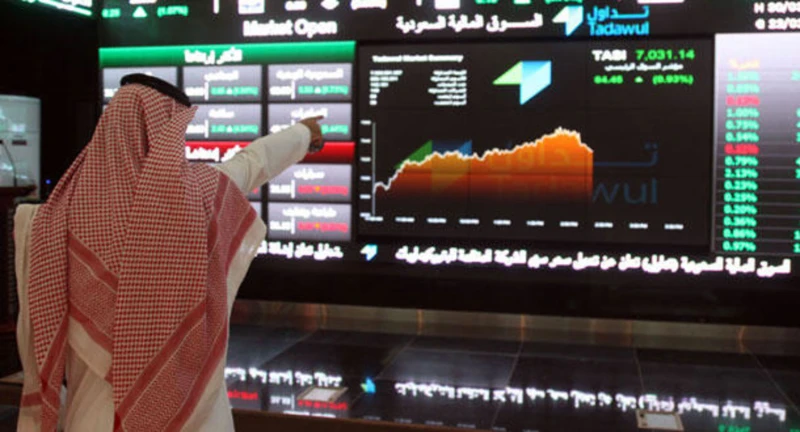 بتداولات قيمتها 5.6 مليار ريال.. مؤشر سوق الأسهم السعودية يغلق مرتفعا 35.28 نقطة منوعات بتداولات بلغت قيمتها 5.6 مليارات ريال، أغلق مؤشر الأسهم