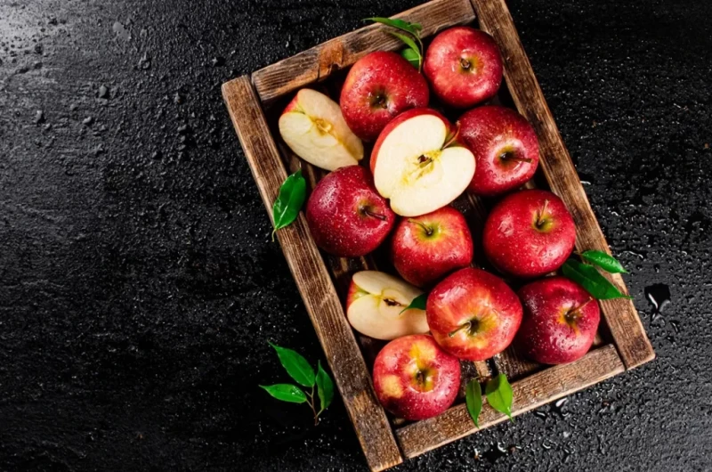 تأثير تناول التفاح في الصباح على سكر الدمنستعرض في التقرير التالي تأثير تناول التفاح في الصباح على مستويات السكر وفقا لما ذكره موقع .تأثير تناول