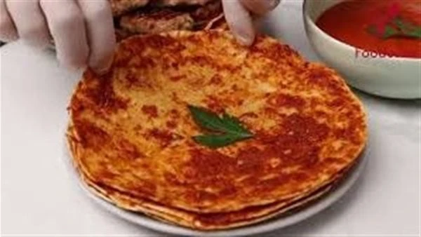 مغذية وسهلة.. طريقة عمل الخبز التركي بالصلصة في المنزلتعد طريقة عمل الخبز التركي بالصلصة واحدة من أشهر المخبوزات حول العالم، حيث اشتهر هذا الخبز بكونه ناعما ومغذيا وسهل الصنع للغاي