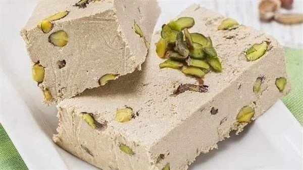 طريقة عمل الحلاوة الطحينية في المنزلاذا كنتي تحاولين تقديم اكلات صحية لاولادك نقدم لكي اليوم طريقة عمل الحلاوة الطحينية في المنزل بطريقه سهله وبسيطه في البيت المكونات:1 كوب سكر بود