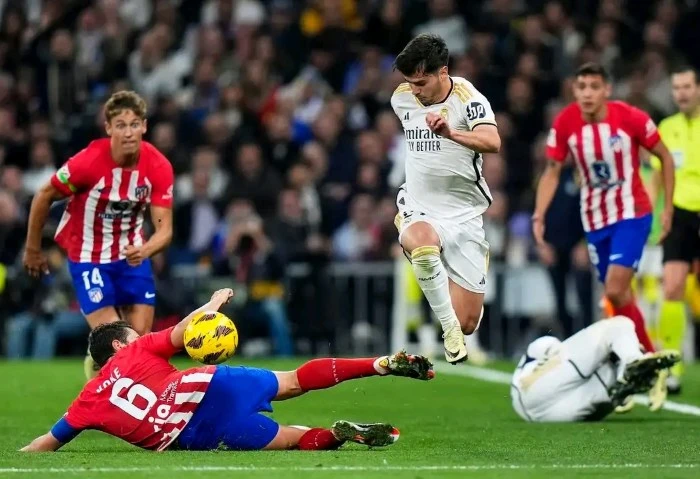 شاهد مجانا بث مباشر مباراة ريال مدريد وأتلتيكو مدريد في الدوري الاسباني 2024 شاهد مجانا بث مباشر مباراة ريال مدريد وأتلتيكو مدريد في الدوري الاسباني