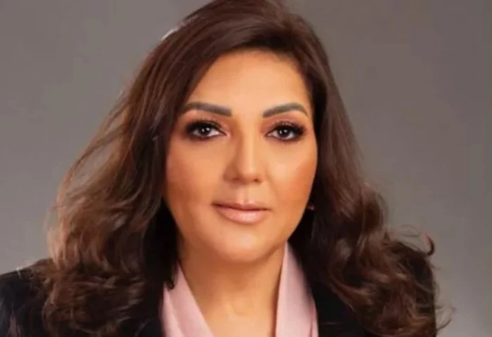 جميلة إسماعيل تطعن على قرار لجنة شؤون الأحزاب بإعلان خلو مقعد رئيس حزب الدستور أعلن حزب الدستور، عن تقديمه طعن إلى محكمة القضاء الإداري، على قرار لجنة الأحزاب السياسية، بشأن إعلان