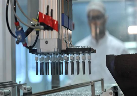 أمل جديد .. باحثون يقتربون من لقاح لفيروس سي لايف ستايل 05:30 ص الخميس 19 سبتمبر 2024 يعاني العديد من الأشخاص حول العالم من الإصابة بالالتهاب المزمن الناتج عن الإصابة بفيروس الكبد 