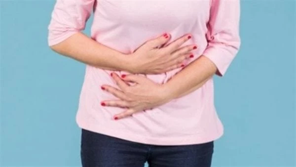 مشروب لتخفيف أعراض النزلات المعوية .. علاج سحريالنزلات المعوية هي حالة شائعة جدا تسبب الإسهال والقيء، وعادة ما يكون سببها عدوى بكتيرية أو فيروسية في المعدة، يؤثر هذا المرض على الأش