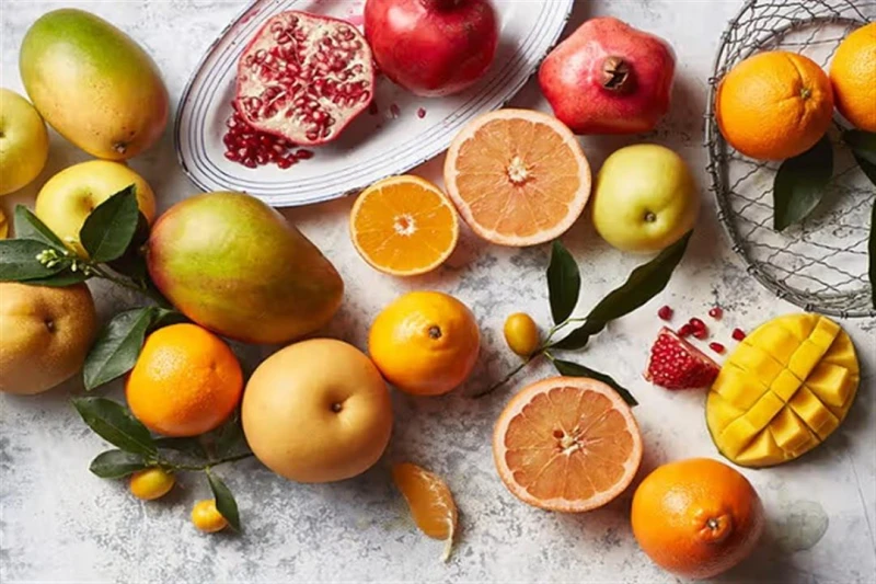 هتقوي قلبك.. الكشف عن 4 فواكه تخفض الكوليسترول الضار بالجسم لايف ستايل 11:01 ص الجمعة 06 سبتمبر 2024 كتبت- أسماء العمدة: تحتوي العديد من الفواكه على ألياف قابلة للذوبان ومضادات الأ