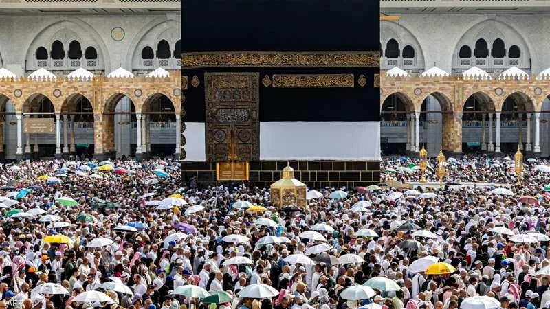 طالت الحرم المكي.. منطقة مكة المكرمة تشهد أمطارا غزيرة وسيول أخبار منوعة وطرائف تعرضت منطقة مكة المكرمة، الثلاثاء، لأمطار غزيرة تحولت إلى سيول ما