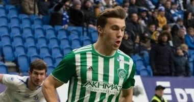 صفقة الزمالك المنتظرة وكشف من هو كونراد ميشالاكأصبح البولندي كونراد ميشالاك جناح أيمن فريق أحد السعودي، هدفا محتملا لنادي الزمالك لتدعيم صفوفه خلال