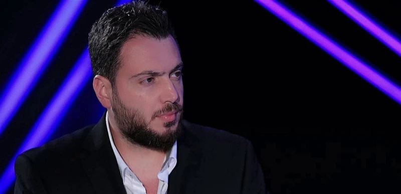 فنون ومشاهير: وحدة مطلقة 3 مرات بشو أفهم مني؟.. فنان لبناني يثير الجدل بتصريحاته شاهدوا ماذا قال (فيديو) أثار الفنان والشاعر اللبناني فارس إسكندر