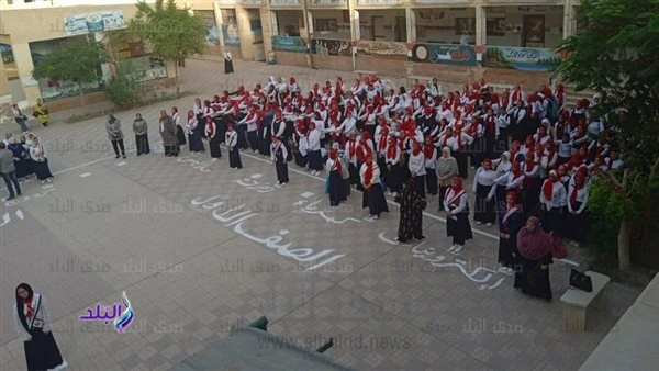 التعليم: الدراسة منتظمة في جميع مدارس الجمهورية ونسبة حضور الطلاب مرتفعةأكدت وزارة التربية والتعليم والتعليم الفني ، انتظام الدراسة اليوم في جميع