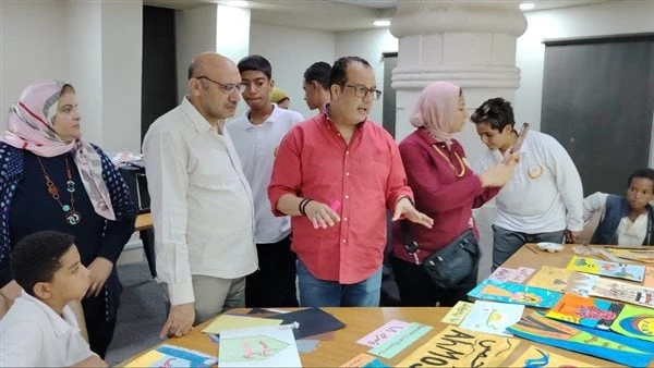 رئيس الهيئة العامة لقصور الثقاف يشهد الاستعدادات النهائية لختام أهل مصر بمطروحشهد الكاتب محمد ناصف، نائب رئيس الهيئة العامة لقصور الثقافة،