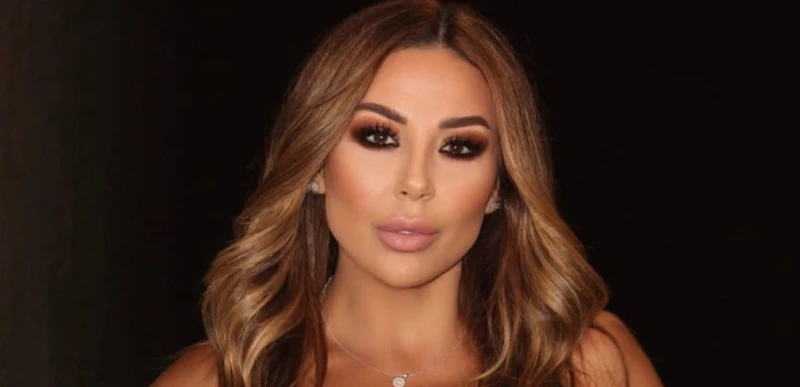 بأجواء فخمة.. رولا شامية تحتفل بعيد ميلادها شاهدوا كيف رقصت مع ممثل شهير (فيديو) تعرف على التالي بأجواء فخمة.. رولا شامية تحتفل بعيد ميلادها شاهدوا كيف رقصت مع ممثل شهير (فيديو)، ا