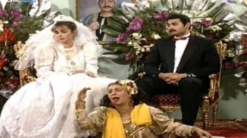 زوج ناهد رشدي يكشف اللحظات الأخيرة من حياتها وموعد الجنازة توفيت الفنانة ناهد رشدي منذ قليل عن عمر يناهز 68 عاما، بعد صراع طويل مع المرض. ونعى محمد