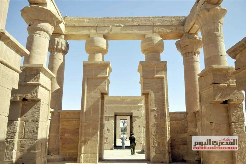 ظاهرة فلكية نادرة.. الشمس تتعامد غدا على قدس أقداس معبد هيبيس بالوادي الجديد كشف رئيس معمل أبحاث الشمس والفضاء بالمعهد القومي للبحوث الفلكية والجيوفيزيقية الدكتور ياسر عبدالهادي، ع