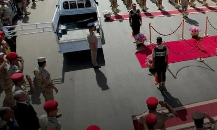 ..القصة الكاملة لعودة جندي بعد 57 عاما.. جنازة عسكرية تخلد ذكراه..تفاصيل تتابع الان تفاصيل ما ورد عن القصة الكاملة لعودة جندي بعد 57 عاما.. جنازة