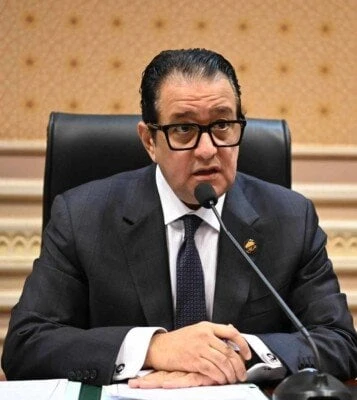 علاء عابد: كلمة الرئيس السيسي في أكاديمية الشرطة تؤكد قدرة مصر على حماية أمنهاأشاد النائب علاء عابد، رئيس لجنة النقل والمواصلات بمجلس النواب، ونائب رئيس البرلمان العربي، ونائب رئيس