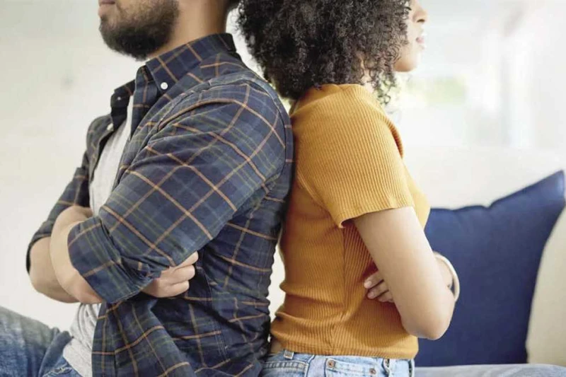 أستاذ صحة نفسية يحذر من اقتباس الحياة الزوجية من السوشيال ميديا: وهمية ومليئة بالغش حذر الدكتور وليد هندي أستاذ الصحة النفسية، من اقتباس الحياة