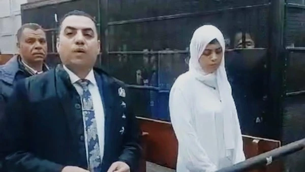 جنايات طنطا تقبل استئناف قاتلة صديقتها وتعدل الحكم من الإعدام الي المؤبد قضت محكمة جنايات مستانف طنطا اليوم برئاسة المستشار سامي بريك ، بقبول