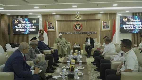 وفد خريجي الأزهر يزور مقر هيئة مكافحة الإرهاب بإندونيسيازار وفد المنظمة العالمية لخريجي الأزهر، مقر هيئة مكافحة الإرهاب بإندونيسيا.وفد المنظمة