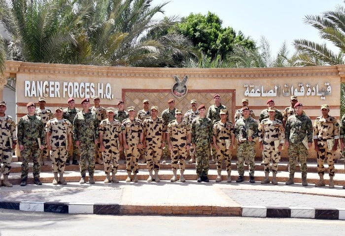 تدريب مشترك بين قوات الصاعقة المصرية والقوات الخاصة الصربية في إطار حرص القيادة العامة للقوات المسلحة على تبادل الخبرات التدريبية وتعزيز علاقات
