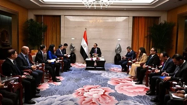 مدبولي لرئيس تشاينا إنرجي: نتطلع لإنشاء شركات توطين صناعات الطاقة المتجددة قريباالتقى الدكتور مصطفى مدبولي، رئيس مجلس الوزراء، سونج هايلينج، رئيس