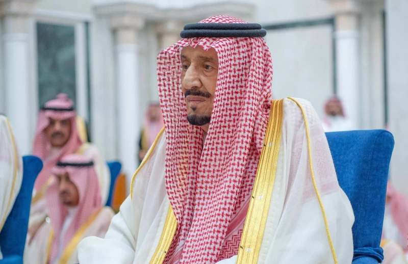 إجازة رسمية مدفوعة الأجر 3 أيام للموظفين في هذا الموعد بأمر ملكي وأنباء عن اعتماد الإجازة الأسبوعية ثلاث أيامانتهت إجازة اليوم الوطني السعودي وعاد