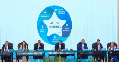 متابعة سيد زعزوع أكد أحمد كجوك وزير المالية، أن زيادة مساهمة ودور القطاع الخاص فى الاقتصاد المصرى، يتصدر أولويات الإصلاح المالى والاقتصادى خلال المرحلة المقبلة، لافتا إلى أننا نؤمن