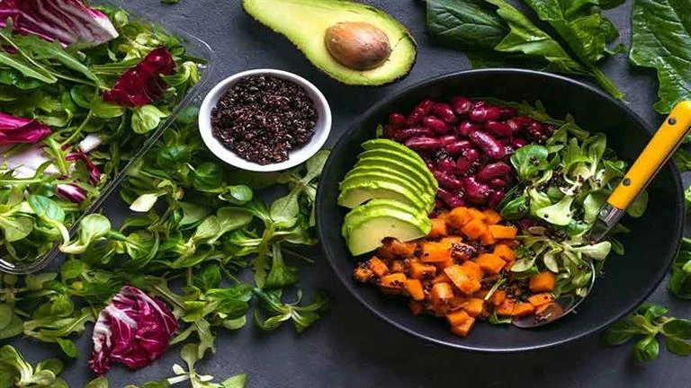 هيقوي قلبك ويظبط السكر.. نوع خضروات يفعل العجب بجسمك لايف ستايل كتب سيد متولي يمكن لبعض الخضروات أن تمنح جسمك العديد من الفوائد، لكن هناك نوع خضار