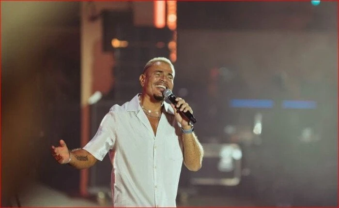 أبرز اللقطات من حفل عمرو دياب في السعوديةأعرب الفنان عمرو دياب، عن سعادته من حفله الأخير، الذي أحياه مساء أمس الجمعة، في مدنة العلا بالسعودي، وسط