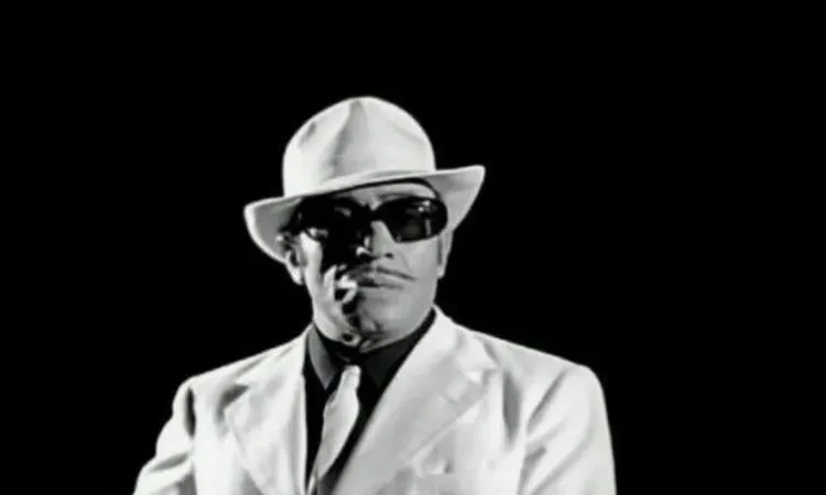 نجل فؤاد المهندس عن عادل إمام: والدي كان بيقول عليه ابني اللي مخلتفتوش تعرف على التالي نجل فؤاد المهندس عن عادل إمام: والدي كان بيقول عليه ابني اللي