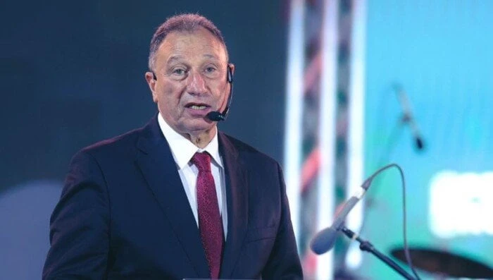 -الأهلي يعلن أسباب تأخير احتفالية بطولة الدوري الممتاز في بيان رسمي .. كشفت إدارة الأهلي، مساء اليوم الثلاثاء، عن الأسباب الأساسية لتأخير احتفالية