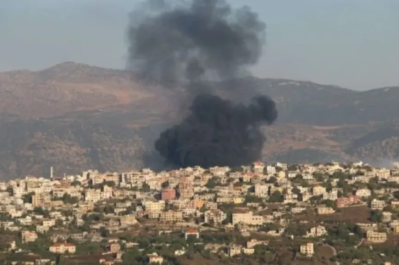 عدوان إسرائيلي على مواقع عسكرية في سوريا يخلف 14 شهيداأقدم جيش الاحتلال الإسرائيلي على شن عدوان استهدف من خلاله بالصواريخ عددا من المواقع العسكرية في